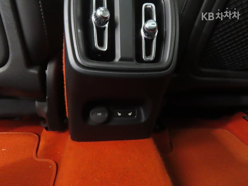 Volvo XC40T4 AWD R-Design - 15