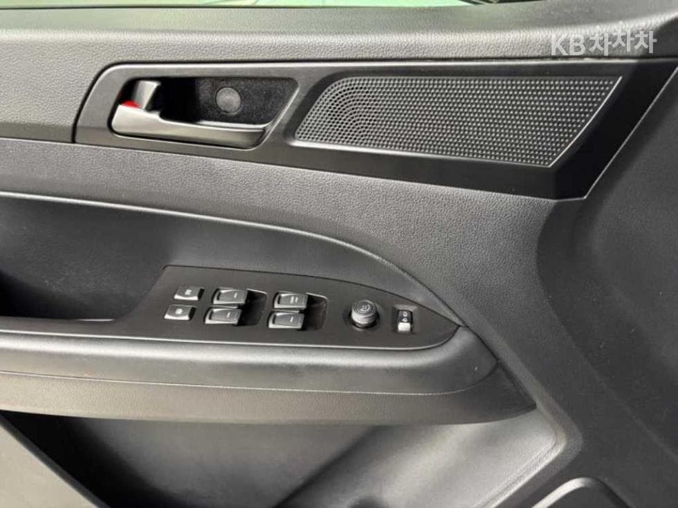 KG Mobility Rexton 스포츠2.2 4WD Prestige - 15