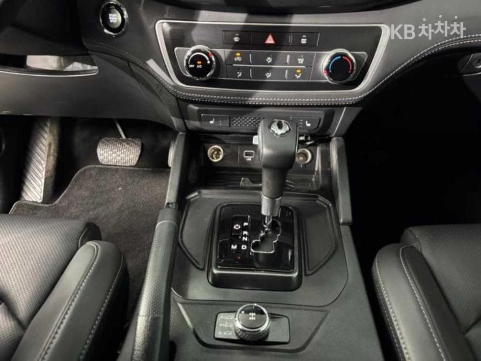 KG Mobility Rexton 스포츠2.2 4WD Prestige - 16