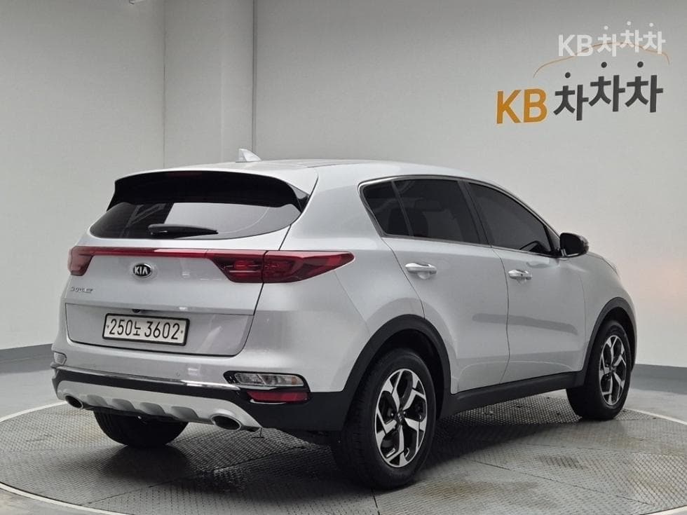 Kia Sportage The Bold Smartstream D 1.6 Diesel 2WD Trendy - Image 3