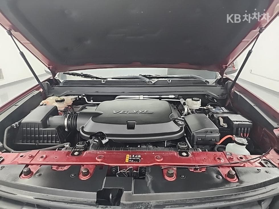 Джи Ем Корея Colorado3.6L V6 4x4 Extreme-X 스포츠바 - 5