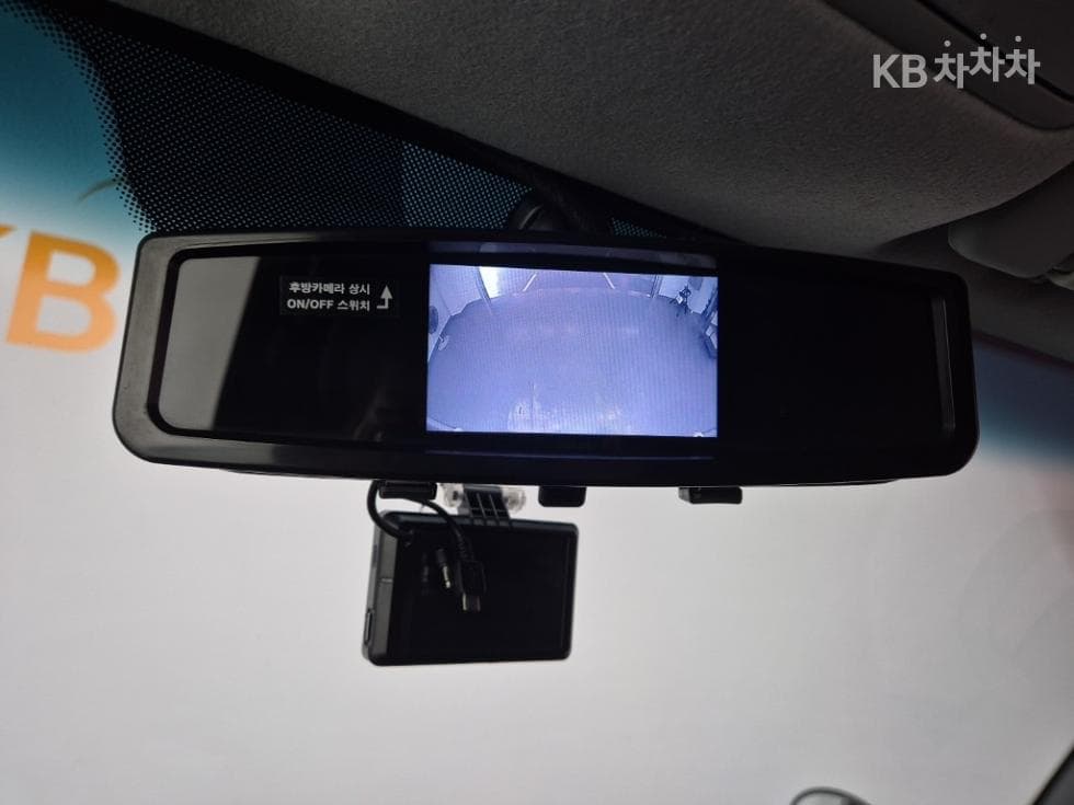 Киа The New (фейслифт) Бонго 3 (лек)LPG 냉동Товарна надстройка차 1 тон Стандартен Королевска кабина Удължено междуосие GL - 11