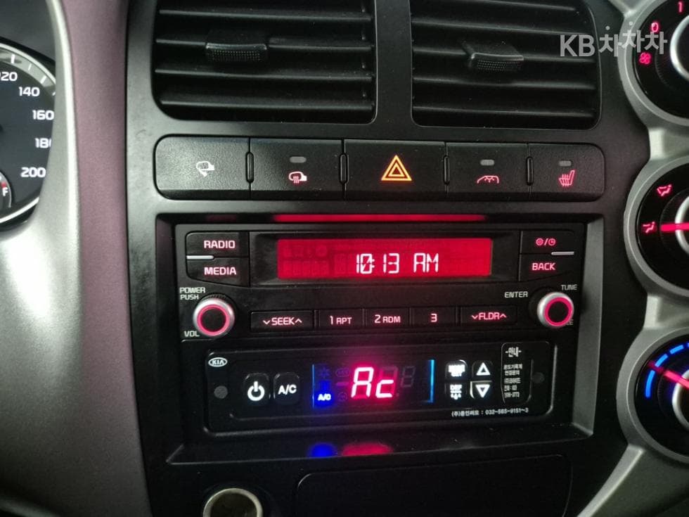 Киа The New (фейслифт) Бонго 3 (лек)LPG 냉동Товарна надстройка차 1 тон Стандартен Королевска кабина Удължено междуосие GL - 12