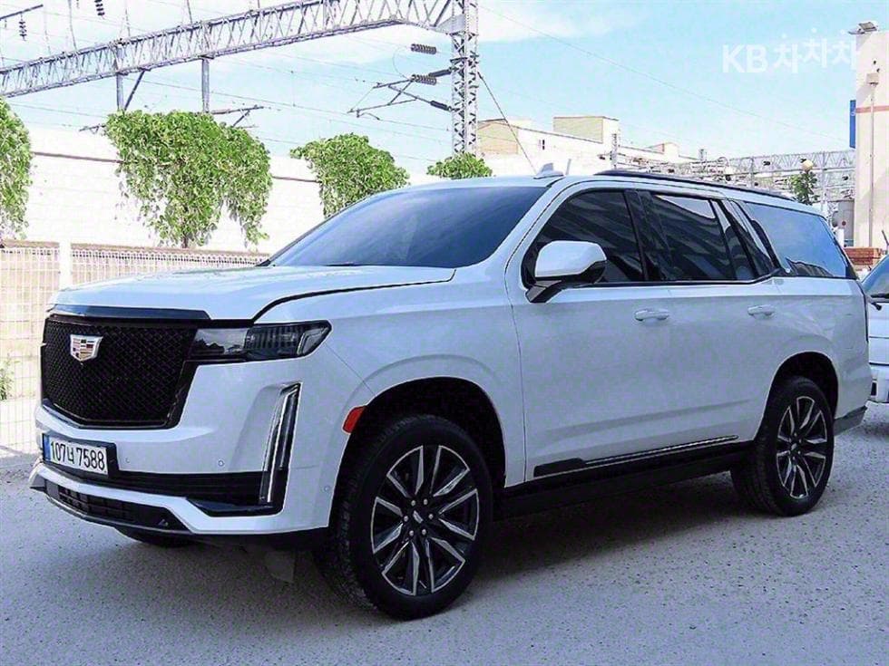 캐딜락 ESCALADE(5세대) 6.2 V8 Sport Platinum - Image 1