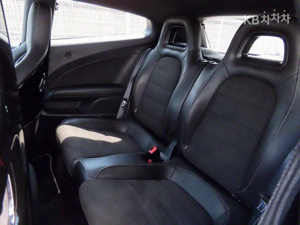 Volkswagen Scirocco2.0 TSi R - 6