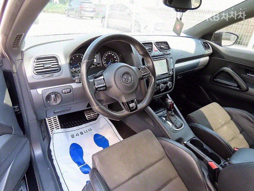 Volkswagen Scirocco2.0 TSi R - 7