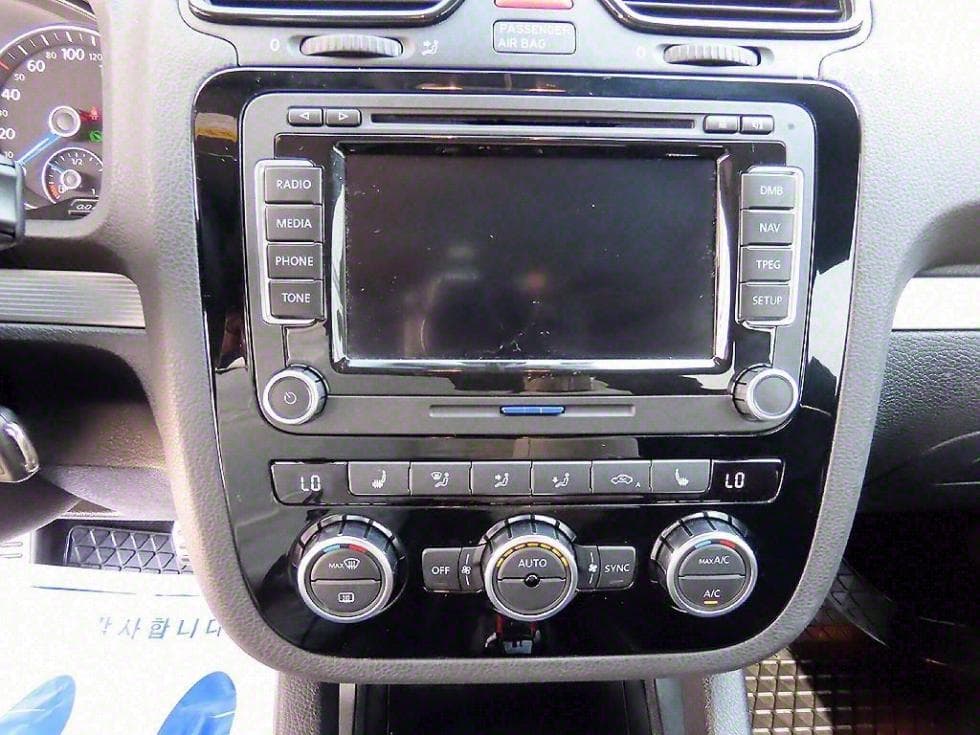 Volkswagen Scirocco2.0 TSi R - 13