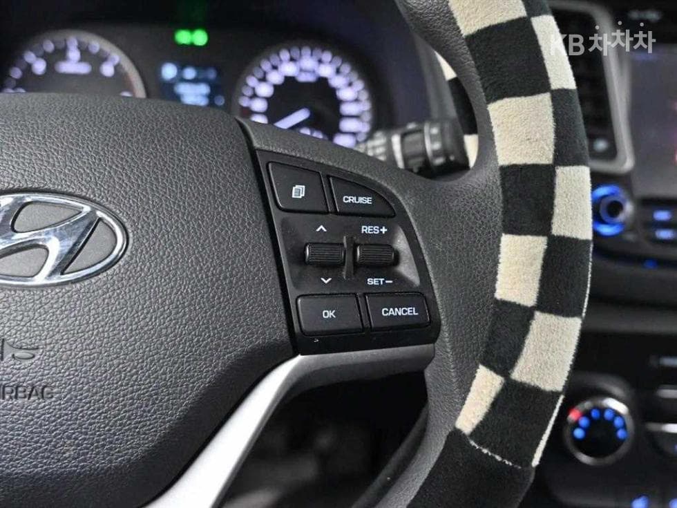 Hyundai All New TucsonDiesel(e-VGT UⅡ)1.7 2WD Style - 17
