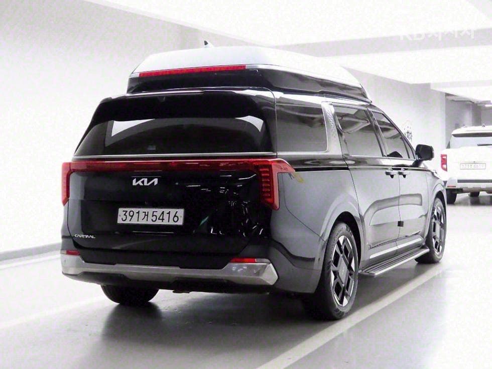 Киа The New (фейслифт) Канивал 4-то поколениеВисок Лимузин (Канивал) G3.5 GDI 4-местен Signature - 4