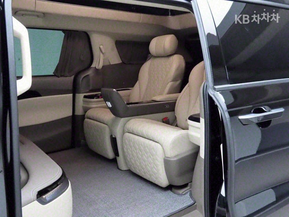 Киа The New (фейслифт) Канивал 4-то поколениеВисок Лимузин (Канивал) G3.5 GDI 4-местен Signature - 13