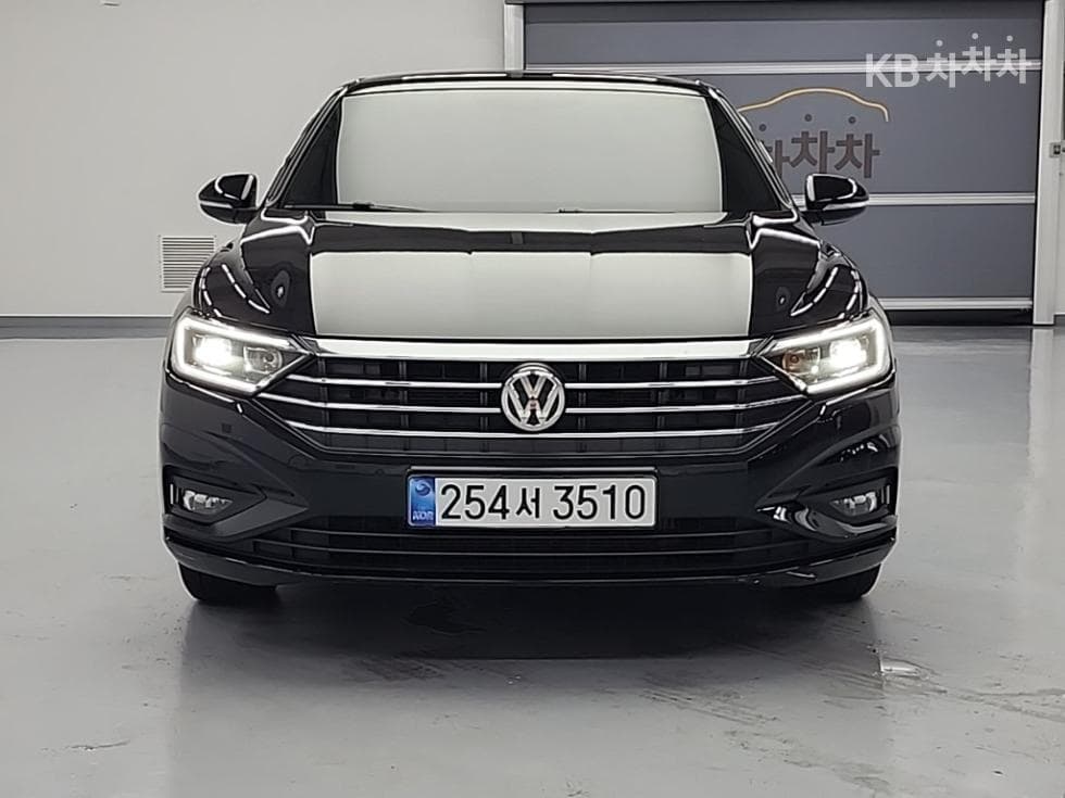 Volkswagen The All New Jetta(7-мо поколение)1.4 Турбонагнетен Стратифициран Инжекция (ВВ) Prestige - 2