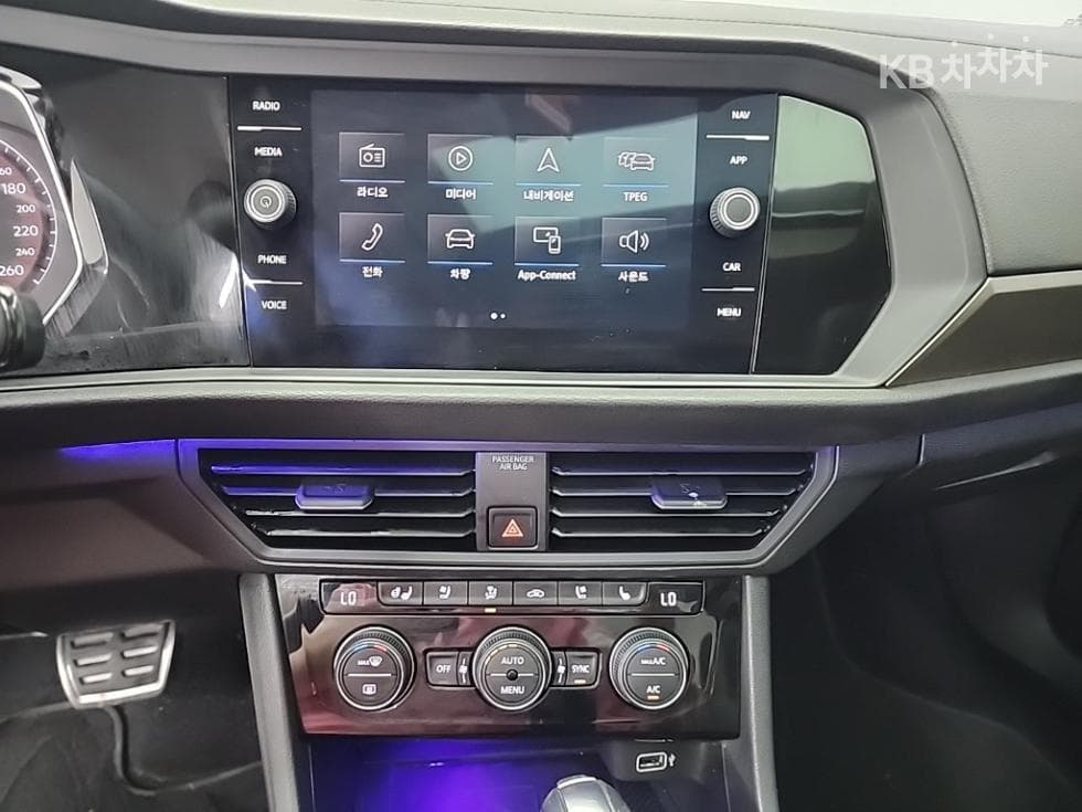 Volkswagen The All New Jetta(7-мо поколение)1.4 Турбонагнетен Стратифициран Инжекция (ВВ) Prestige - 10