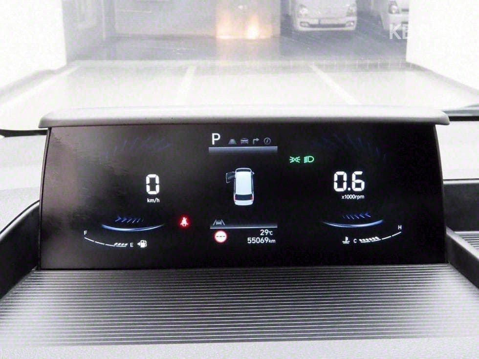 (711so2443)Hyundai Staria3.5 LPG Tourer 11 Hyundai - 5