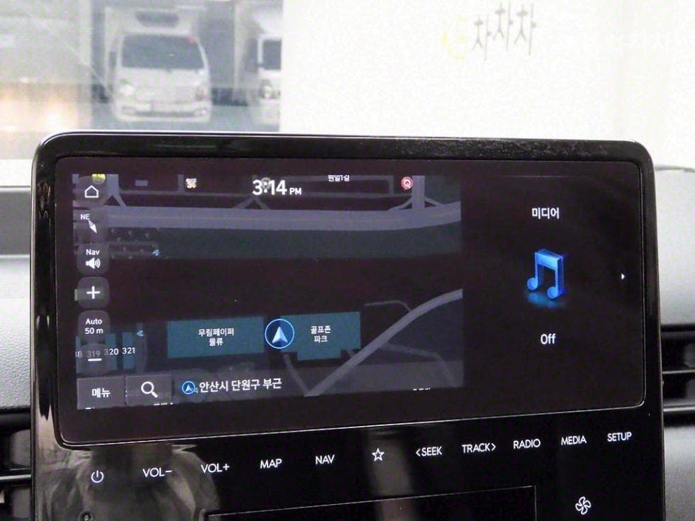 (711so2443)Hyundai Staria3.5 LPG Tourer 11 Hyundai - 8