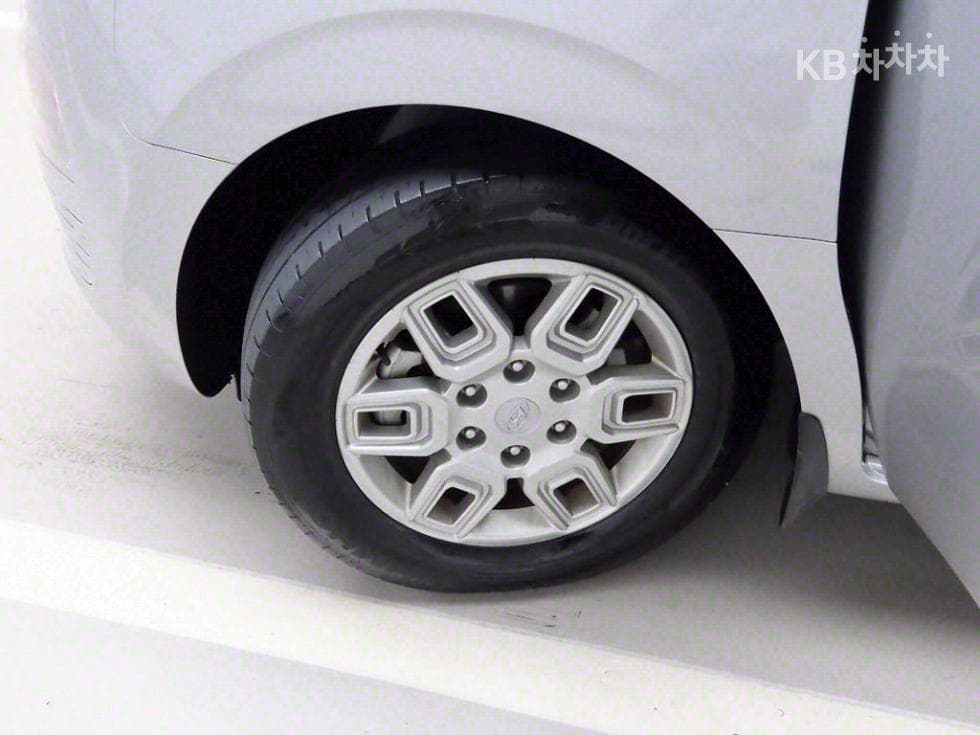 (711so2443)Hyundai Staria3.5 LPG Tourer 11 Hyundai - 19