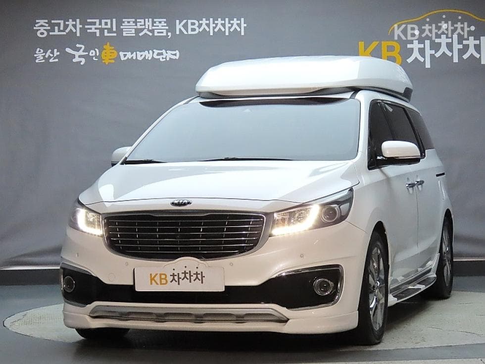 Киа All New Канивал 7-местен (Лимузин) 3.3 Бензин Висок Лимузин (Канивал) President - Image 1