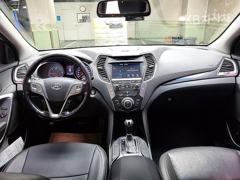 (168512)Hyundai Santa Fe DMR2.0 2WD PREMIUM Basic - 8