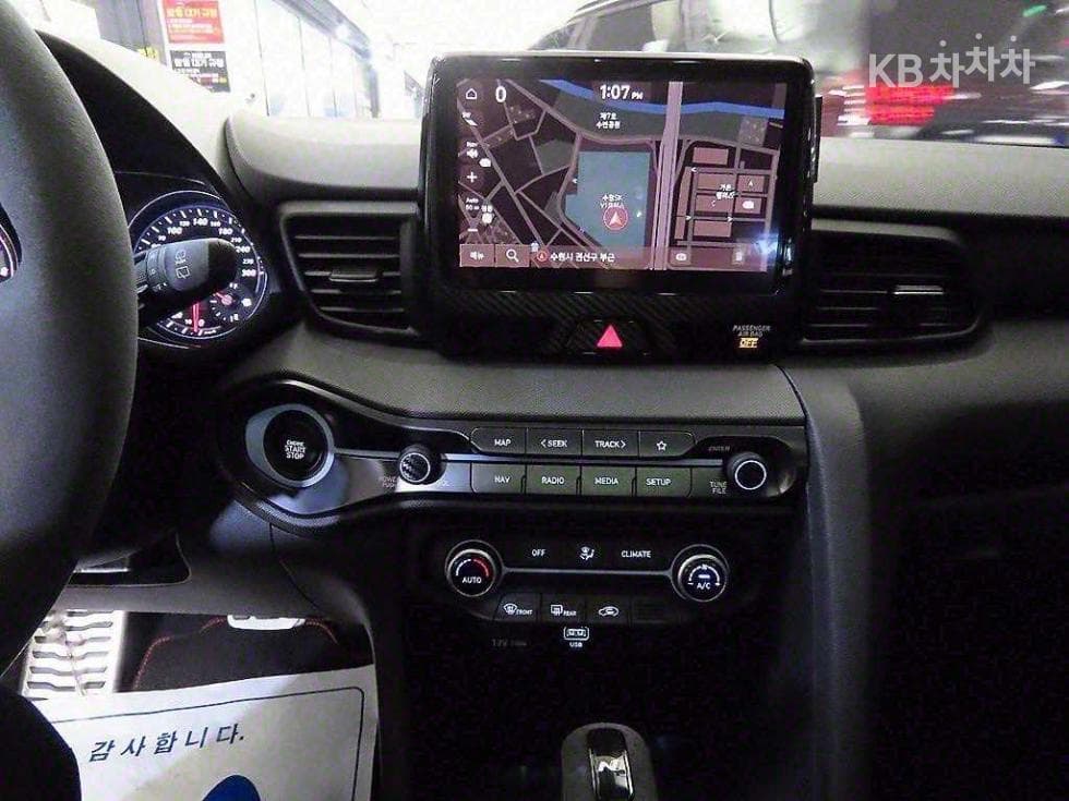 Hyundai Veloster N2.0 Turbo Gasoline Direct Injection - 11