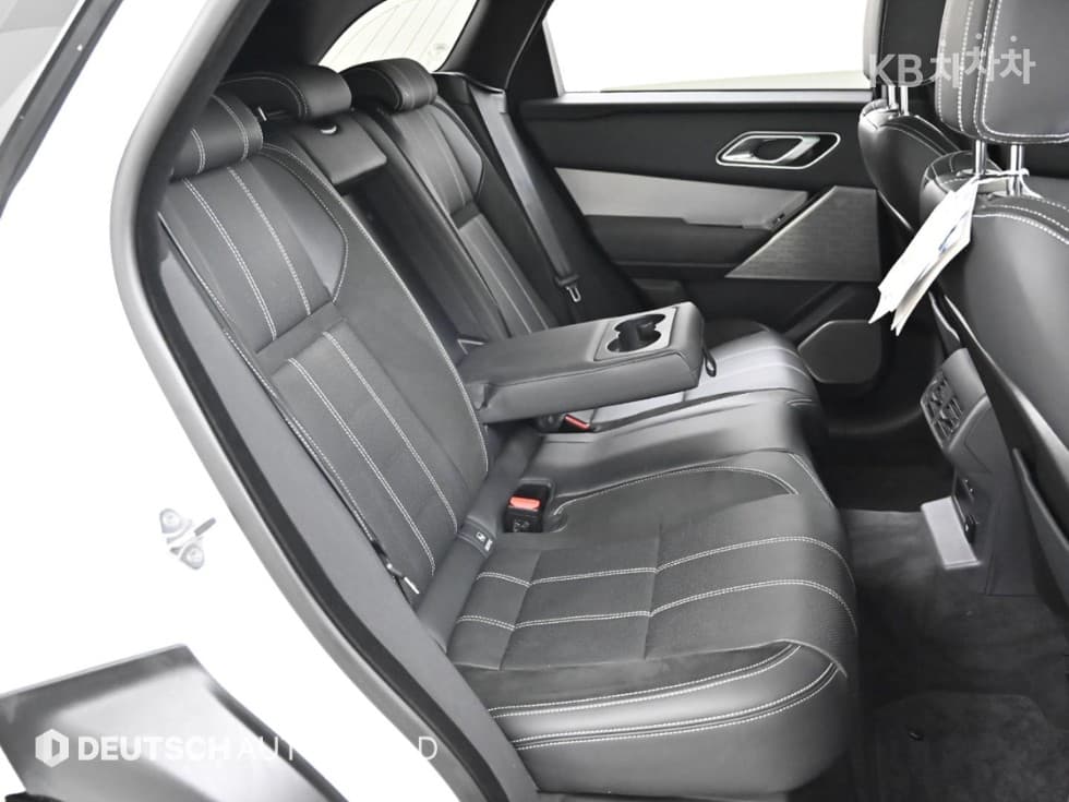 Land Rover Range Rover 벨라2.0 D240 R-Dynamic SE - 11