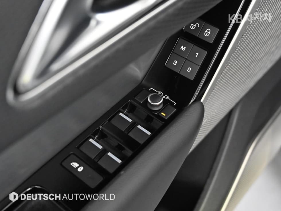 Land Rover Range Rover 벨라2.0 D240 R-Dynamic SE - 16