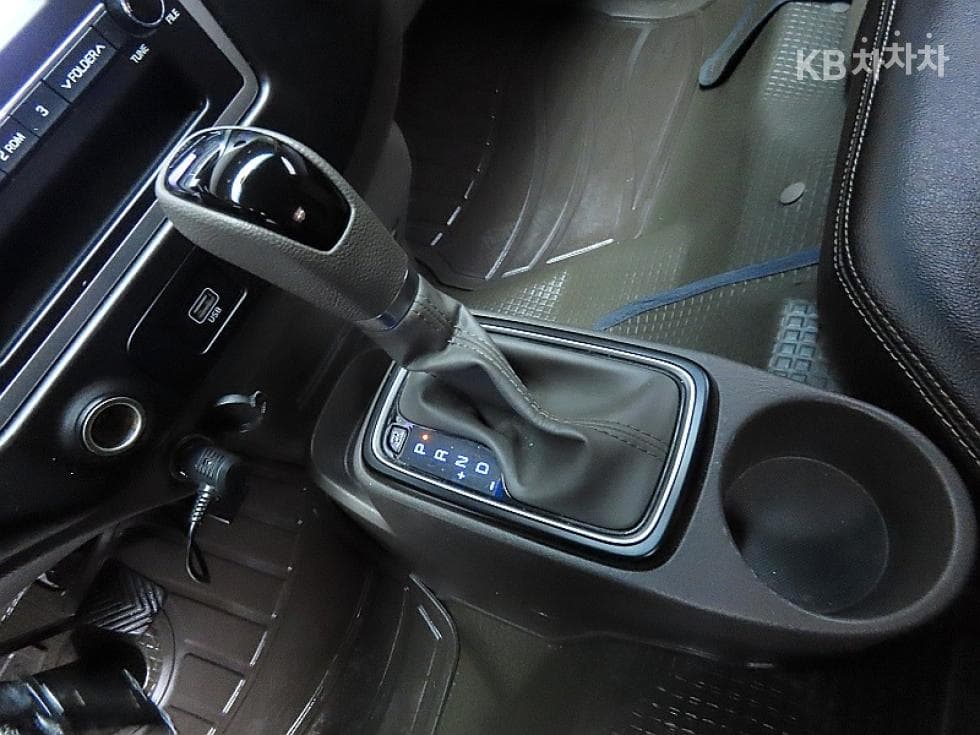 Хюндай Porter 2Удължено междуосие Двойна Кабина CRDi Smart - 8