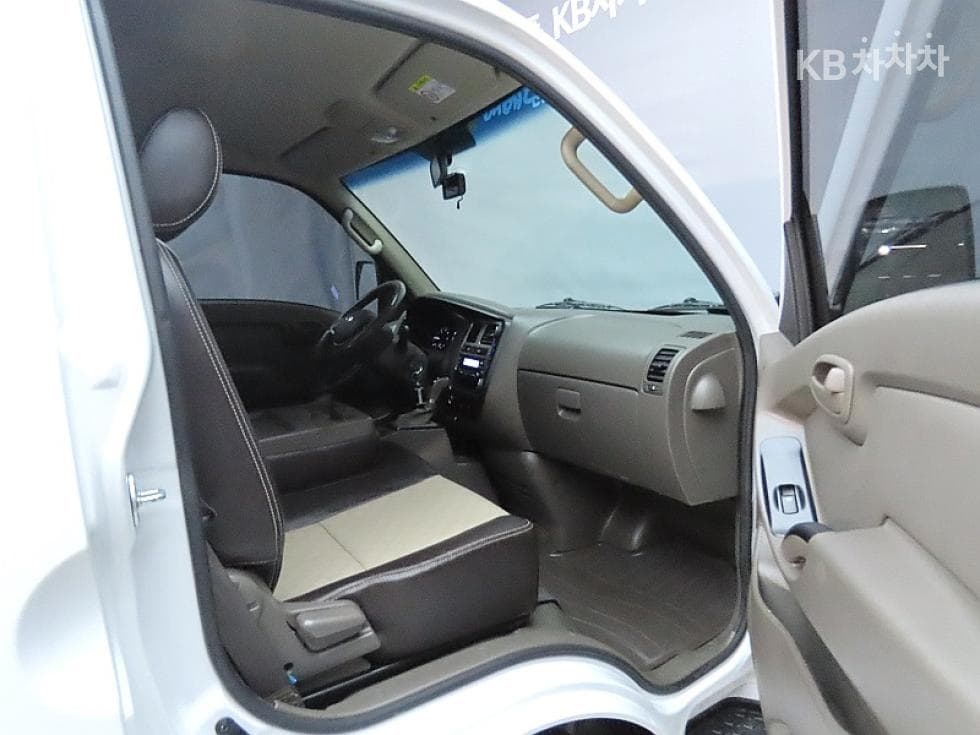 Хюндай Porter 2Удължено междуосие Двойна Кабина CRDi Smart - 10