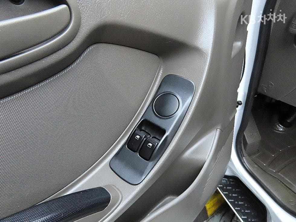 Хюндай Porter 2Удължено междуосие Двойна Кабина CRDi Smart - 13