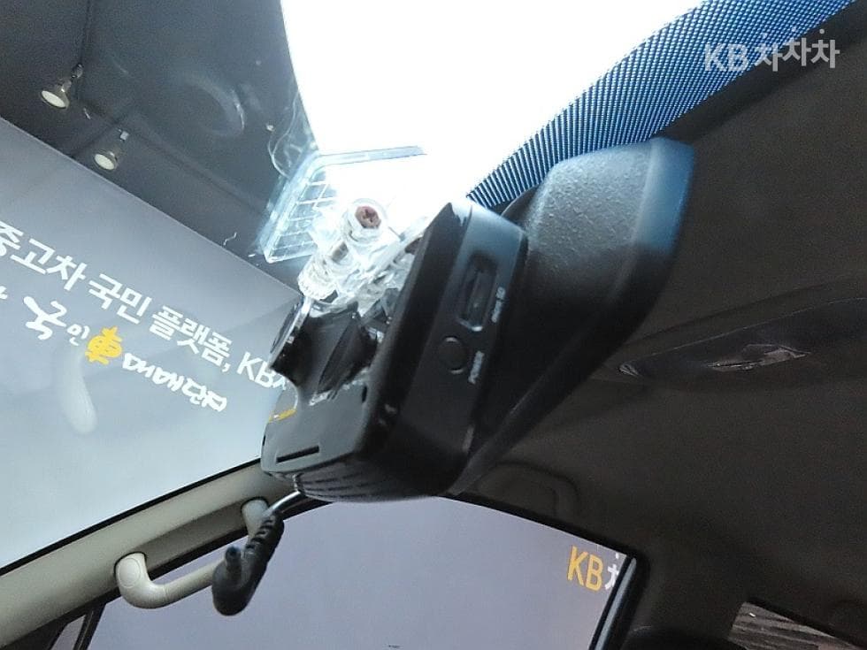 Хюндай Porter 2Удължено междуосие Двойна Кабина CRDi Smart - 16