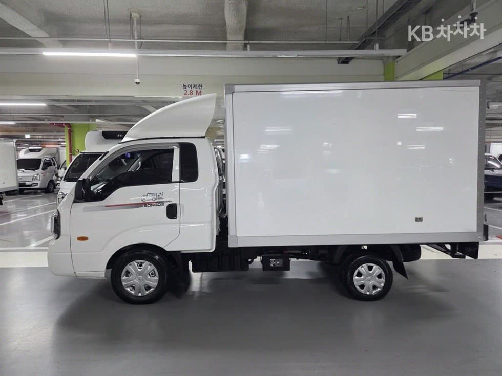 Kia The New (facelift) Bongo 3 (light truck)냉동Top (Cargo)차 1 Ton Plus형 King Cab Extra Long L - 4