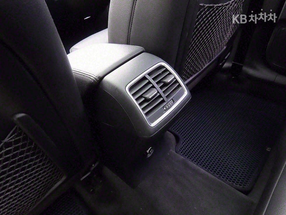 Ауди Q335 Турбо Дизел Инжекция 콰트로 Динамичен 8U - 16