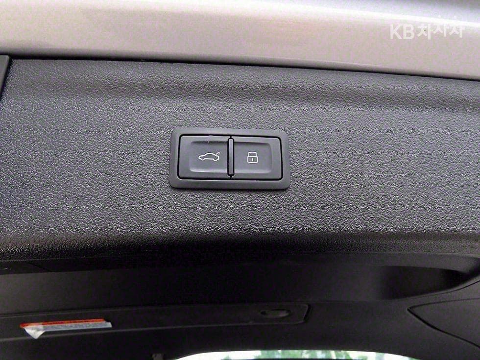 Ауди Q335 Турбо Дизел Инжекция 콰트로 Динамичен 8U - 17