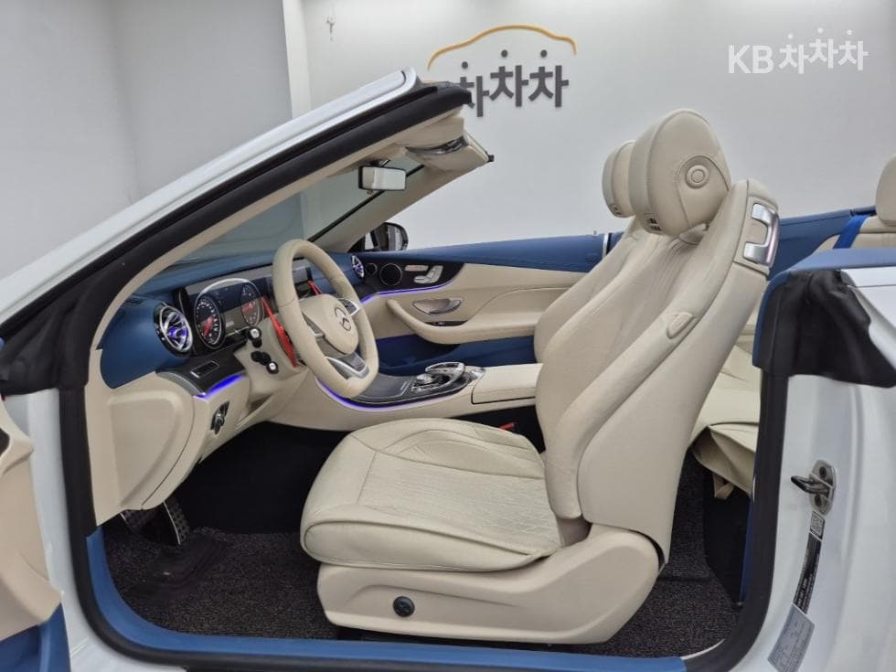Mercedes-Benz E-Клас (W213)E220d Cabriolet - 11