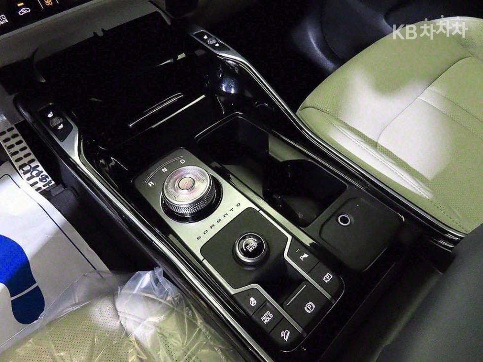 (212l9281)Kia The New Sorento Hybrid MQ41.6T HEV 4WD Signature Gravity - 12