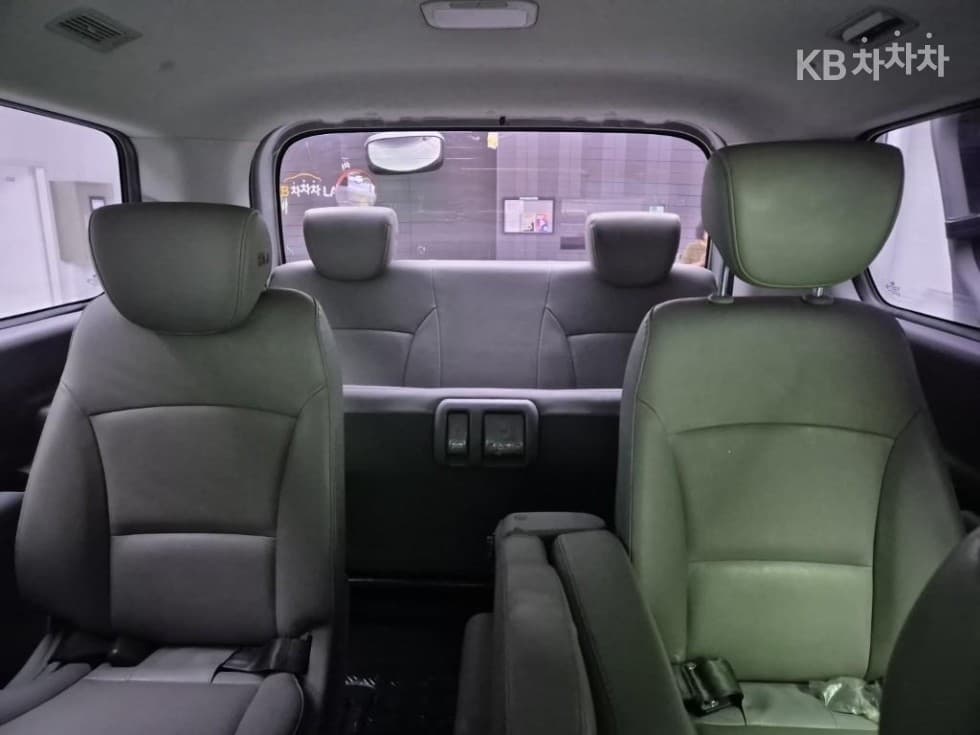 Хюндай The New (фейслифт) 그랜드 Star렉스웨건 12-местен Смарт - 12