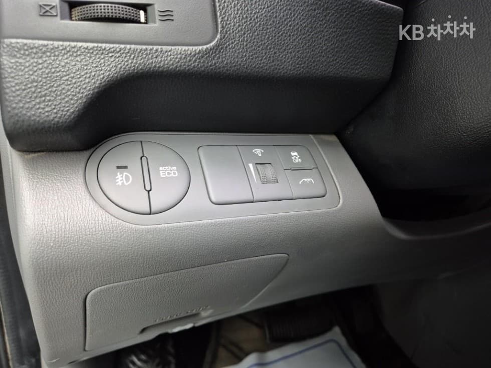 Хюндай The New (фейслифт) 그랜드 Star렉스웨건 12-местен Смарт - 13