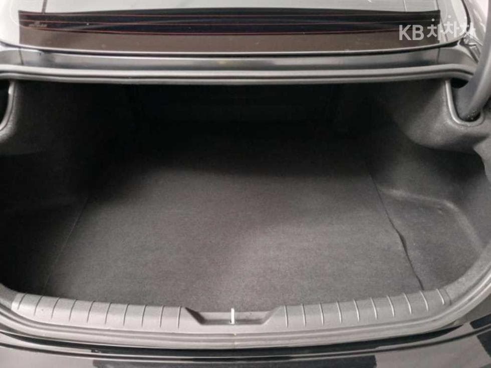 Хюндай Соната Ди Едж (Соната фацелит) Хибрид(DN8)2.0 HEV Premium - 18