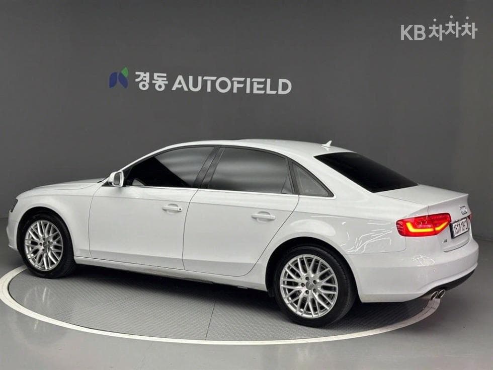 Ауди NEW A430 Турбо Дизел Инжекция Динамичен B8 - 2