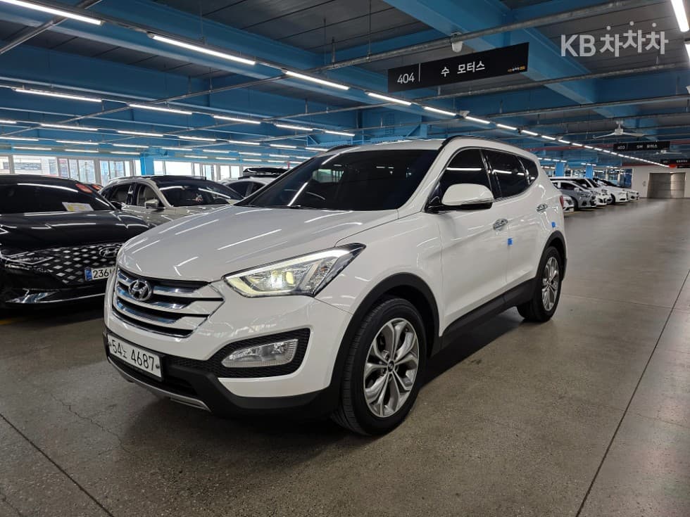 Hyundai Santa Fe DM Hyundai R-engine 2.0 diesel 2WD PREMIUM Standard - Image 1