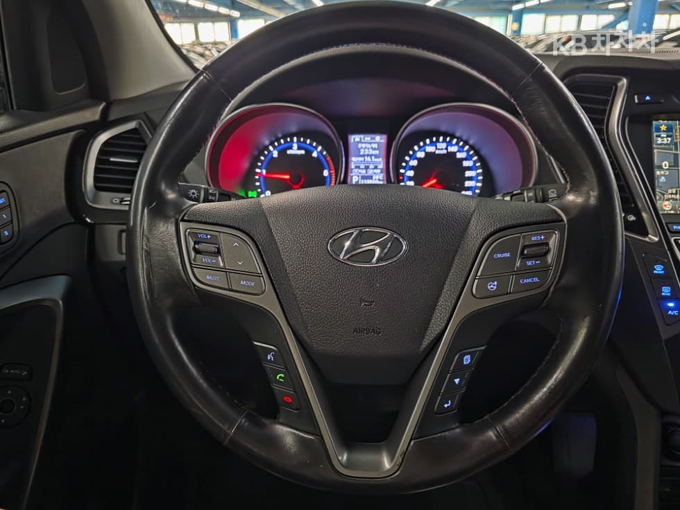 Hyundai Santa Fe DMHyundai R-engine 2.0 diesel 2WD PREMIUM Standard - 13