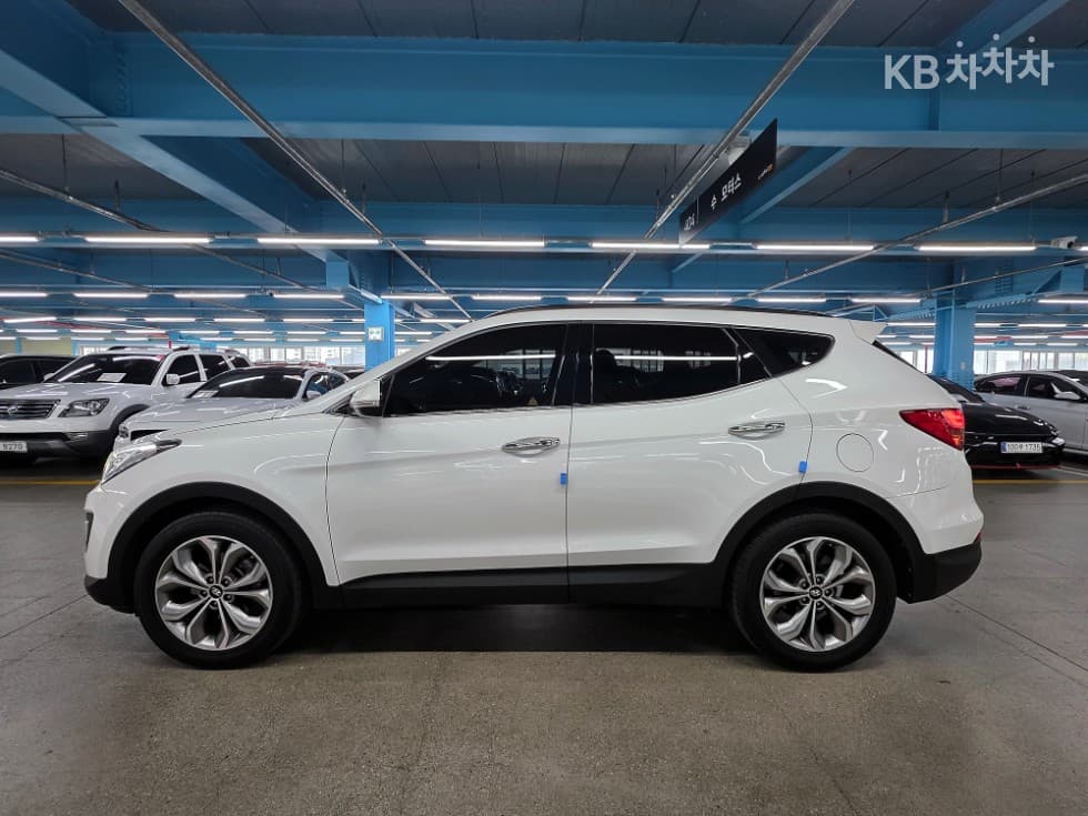 Hyundai Santa Fe DMHyundai R-engine 2.0 diesel 2WD PREMIUM Standard - 24