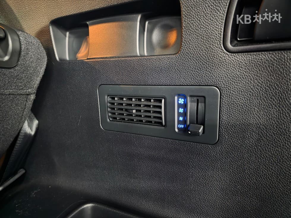 Hyundai Santa Fe DMHyundai R-engine 2.0 diesel 2WD PREMIUM Standard - 21