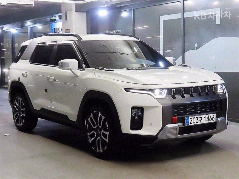 КейДжи Мобилити 토레스(J100) 1.5 GDI Турбо T7 - Image 1