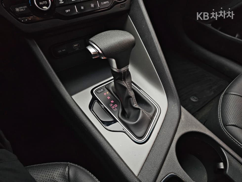 Киа The New (фейслифт) Ниро1.6 HEV Тренди - 15