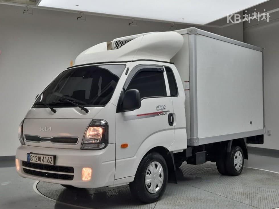 Kia The New (facelift) Bongo 3 (light truck) 냉동Top (Cargo)차 1 Ton Plus형 King Cab Extra Long L - Image 1