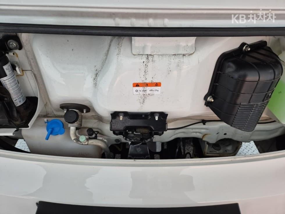 Kia The New (facelift) Bongo 3 (light truck)냉동Top (Cargo)차 1 Ton Plus형 King Cab Extra Long L - 5