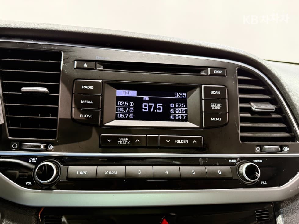 Хюндай Avante (Elantra)AD1.6 GDi Premium - 13