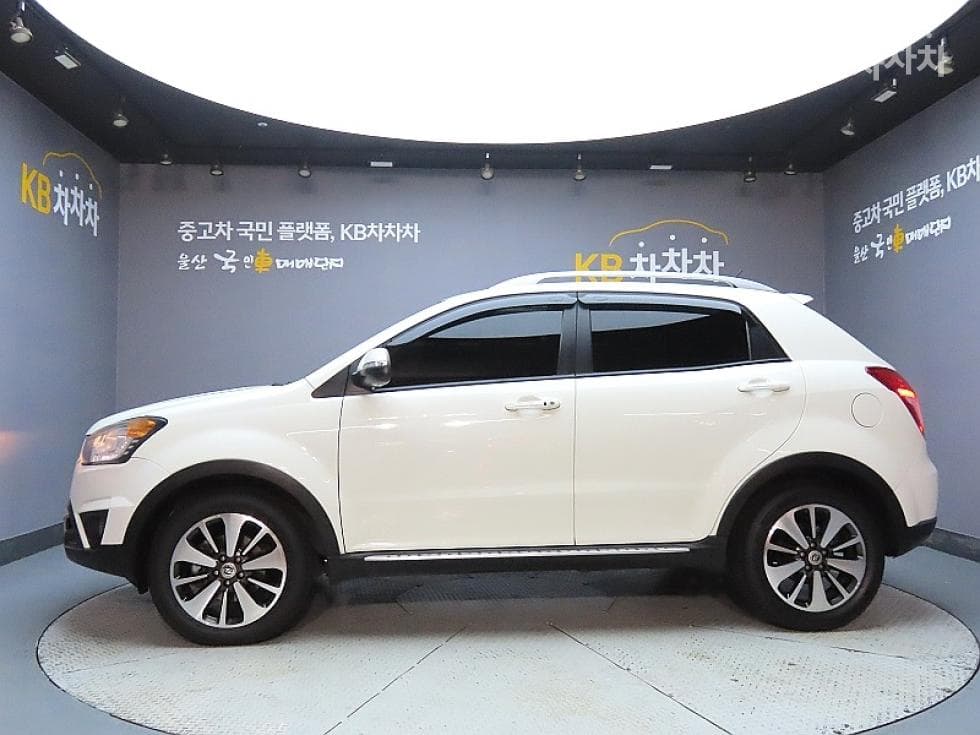 KG Mobility New코란도 C2.0 CVT 2WD High-end Type - 5