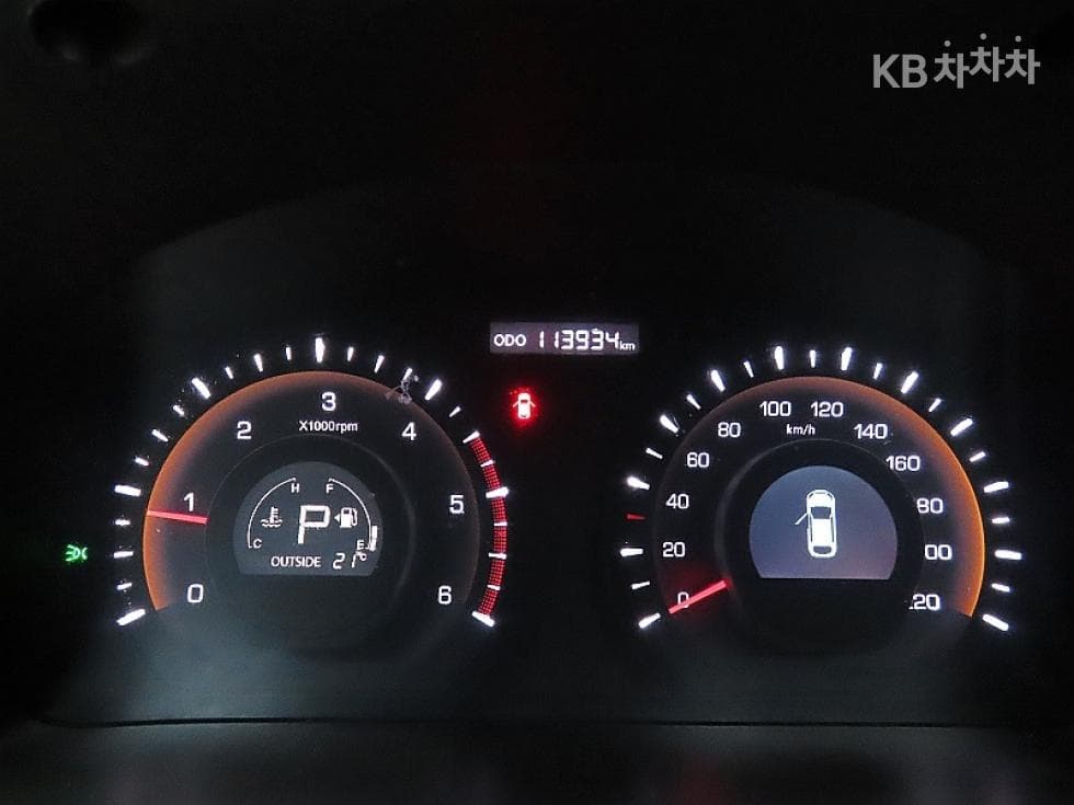 KG Mobility New코란도 C2.0 CVT 2WD High-end Type - 8