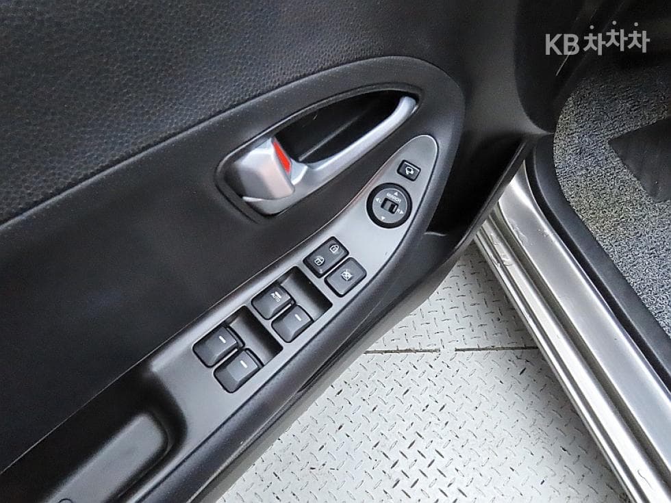 Kia The New (facelift) Morning / PicantoLuxury - 13