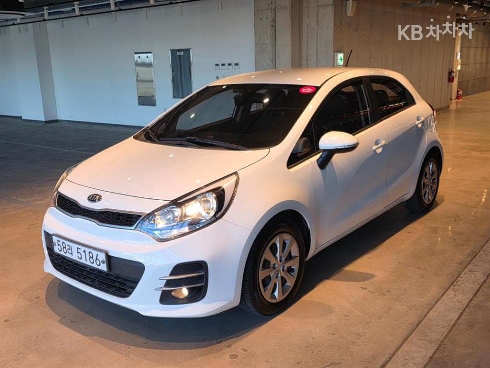 Киа The New (фейслифт) Pride / Rio 1.4 MPI Хечбек Тренди - Image 1